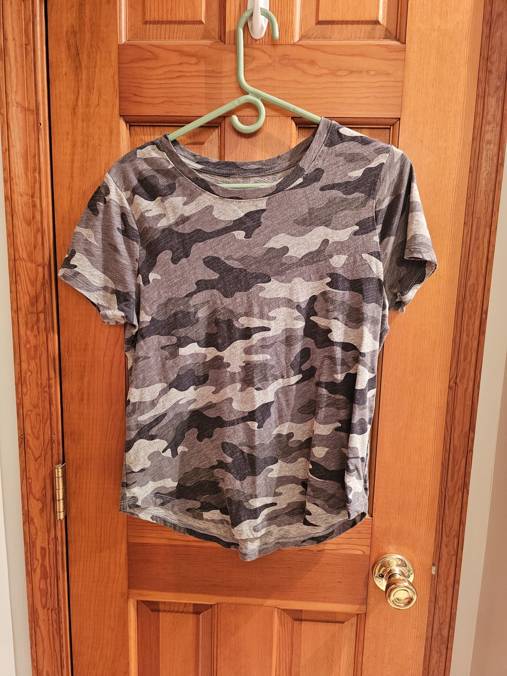 Old Navy Women’s Short-Sleeve Camo Tee